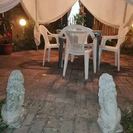 Casa Anna カーヴァ・デ・ティッレーニ